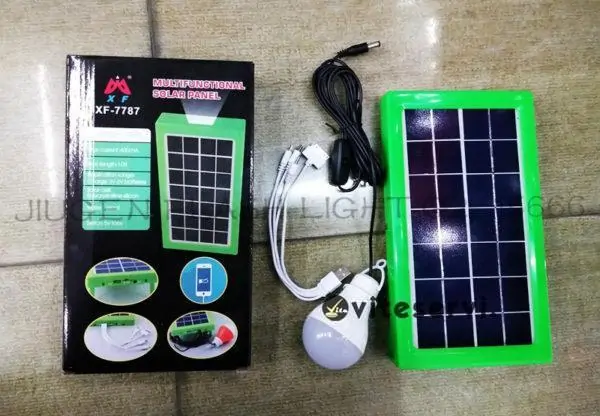 Panneau solaire multifonction Charge portable + Lumiere et torche