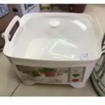 Saladier à couvercle en plastique grand S25