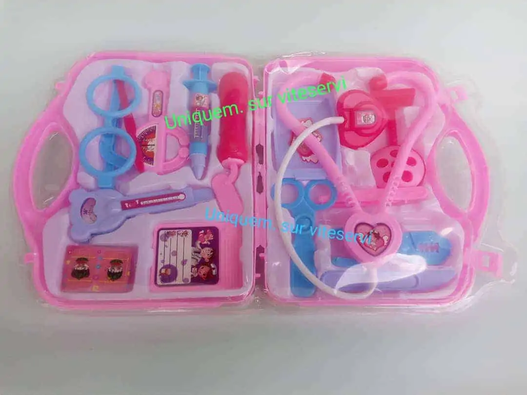 179cb3b8 9fed 4736 91dd f5e7eecd1ff8 Kit de futurs médecin