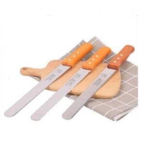 Ensemble de 03 Couteaux Scies de différentes formes de lame manche en bois