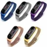 Montre numérique à touché tactile à manche métallique aimanté
