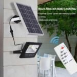 Lampadaire solaire à haute puissance et très résistante