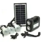 Lampe torche solaire à port USB rechargeable plus 3 ampoule LED GD-8017