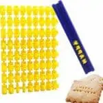 Pochoir Dalphabet pour ecriture sur Biscuit 72 Lettres et chiffres
