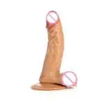 Sextoys gode réaliste de couleur chair avec un gland bombé et des veines saillantes