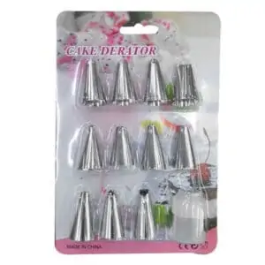 Set de 12 douilles plus adapteur pour décoration de gâteau