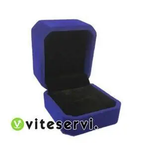 Ecrin, boîte esthétique à intérieur en velours pour bague