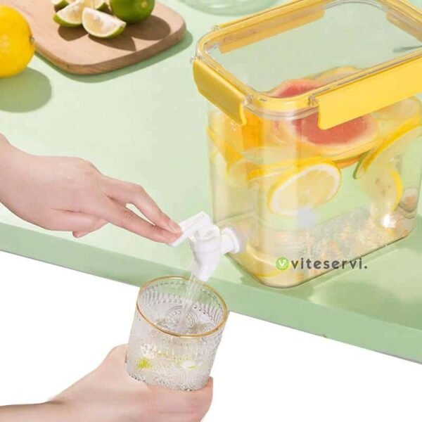 Distributeur copie Bouilloire plastique froide à robinet avec ou sans support.