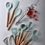 Set de 10 ustensiles de cuisine avec boite de rangement