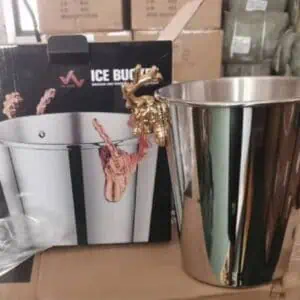 Seau à glace en métal brillant